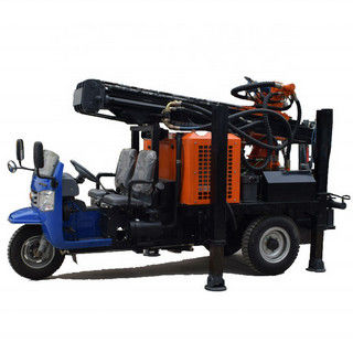 200m 22 pk Futian merk driewieler gemonteerd Hydraulisch DTH boorapparaat met hogere luchtvermogen