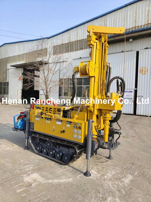 RCF150S 150m Diepte Compact Rubber Track Water Well Drilling Rig Machine Met 42KW Yuchai Motor