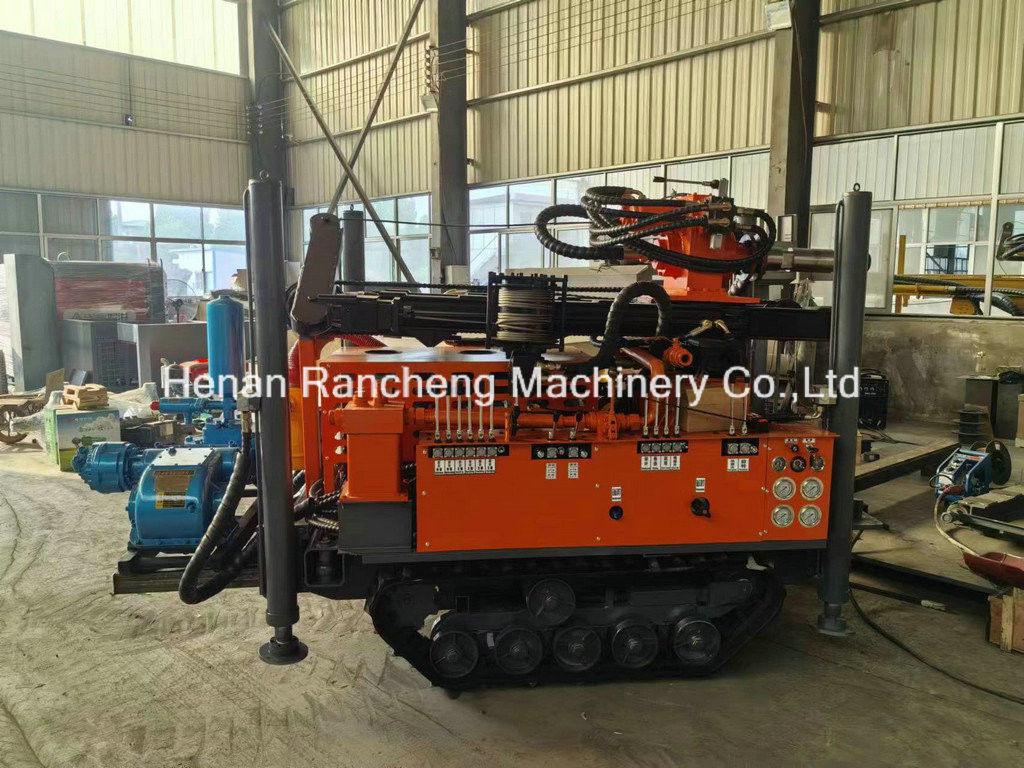180m Mini Crawler Water Well Drilling Rig met 77.3KW YuChai motor voor boorgat