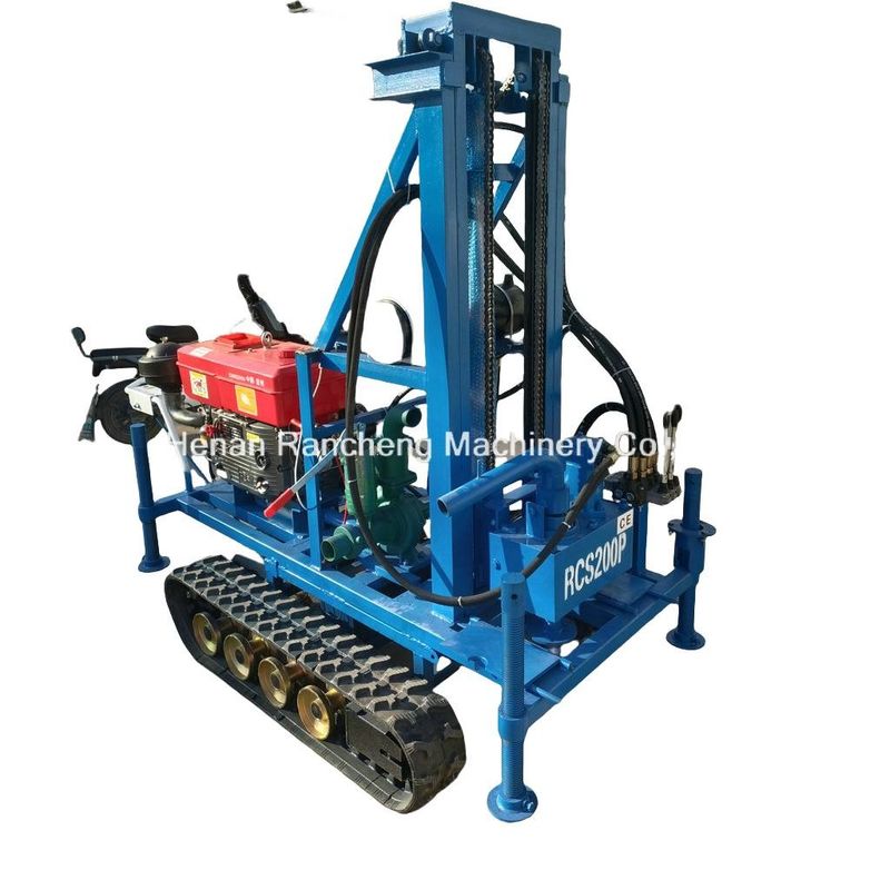 Rubber Crawler gemonteerde draagbare waterput boormachine 150m Diepte 450mm Diameter Gemakkelijke bediening