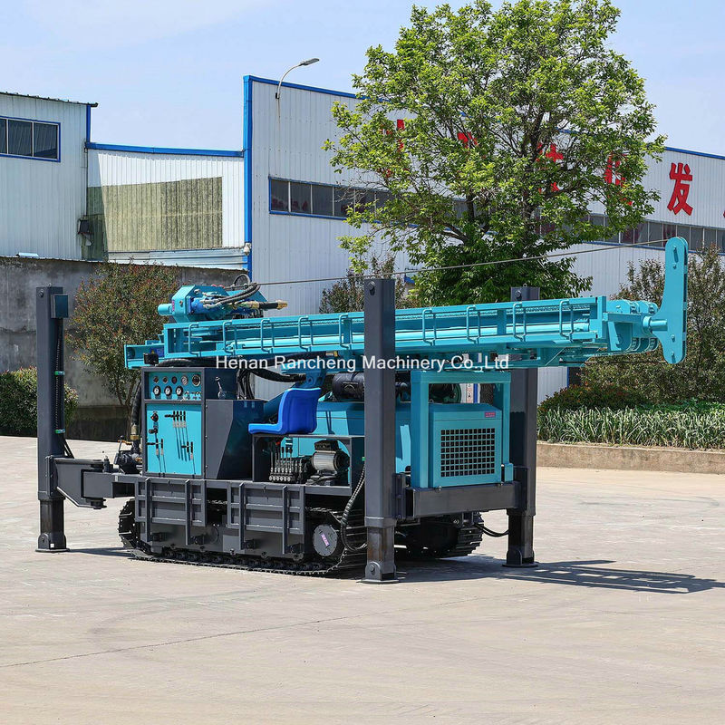 Efficiëntie en betrouwbaarheid Diepte 350m Crawler gemonteerde waterput boormachine met 91 kW Yuchai motor