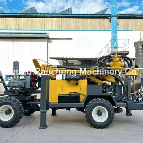 Trailer Type Water Well Drilling Rig 200m Boordiepte Gemakkelijk te bedienen Zowel modderpomp als luchtcompressor
