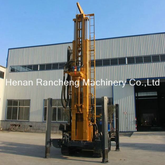Dieselmotor Multifunctioneel waterputboringssysteem Crawler gemonteerde machines met 118 kW Yuchai-motor