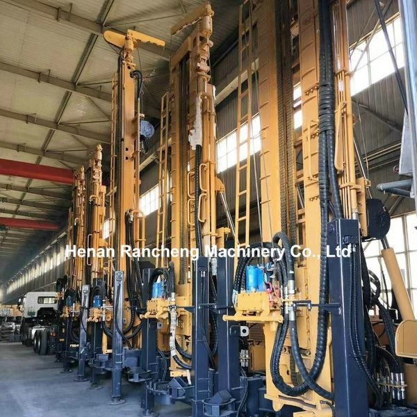 RCF700C Multifunctionele boormachine 700 Meter Crawler Mobile Water Well Drilling Rig Boorgat Boormachine