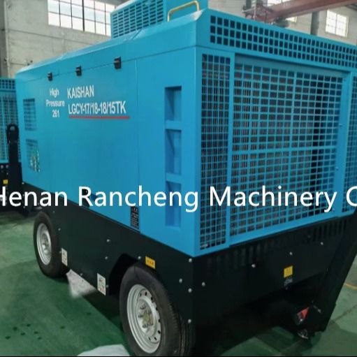 Vierwiel-aanhanger type LGCY17-18-18/15TK luchtcompressor werkdruk 18 bar 210 pk Cummins motor voor 150-200m boren