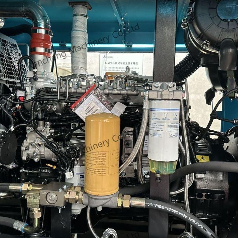 Vierwiel-aanhanger type LGCY17-18-18/15TK luchtcompressor werkdruk 18 bar 210 pk Cu-mmins motor voor 150-200m boren