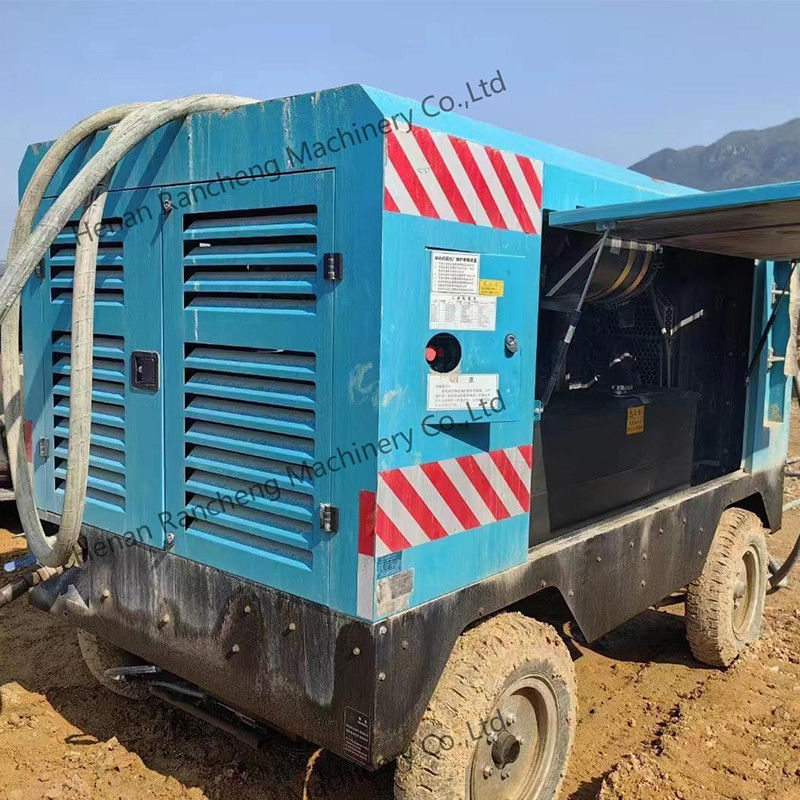 Vierwiel-aanhanger type LGCY17-18-18/15TK luchtcompressor werkdruk 18 bar 210 pk Cummins motor voor 150-200m boren