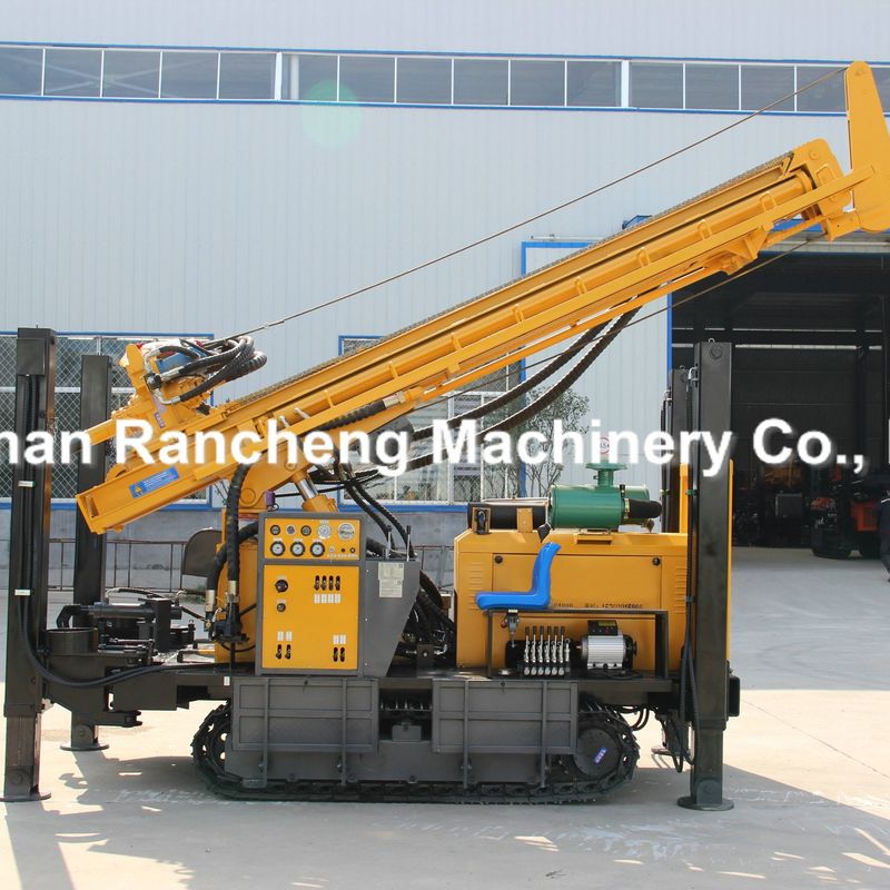 Boordiepte 350m 91KW Yuchai motor waterput boormachine 22T hefkracht