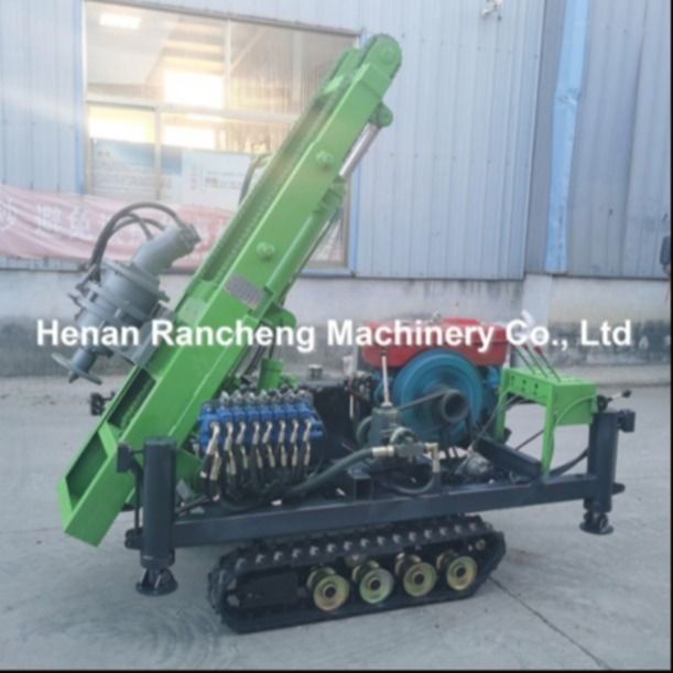 RCKM-30s Kleine Hydraulische Heipaalmachine Uitgerust Met 28PK Benzinemotor Voor Zonnepaalinstallatie Efficiënt En Nauwkeurig