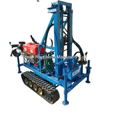 Rubber Crawler gemonteerde draagbare waterput boormachine 150m Diepte 450mm Diameter Gemakkelijke bediening